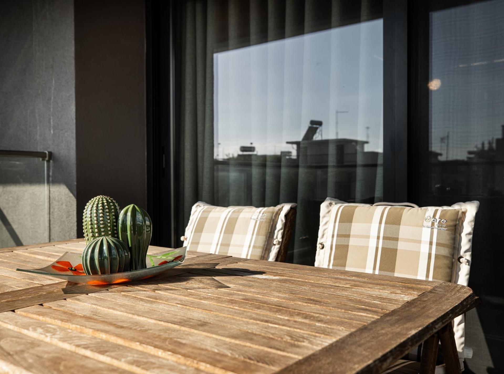Cozy Apartment In Kalamaria, Salonicco Esterno foto