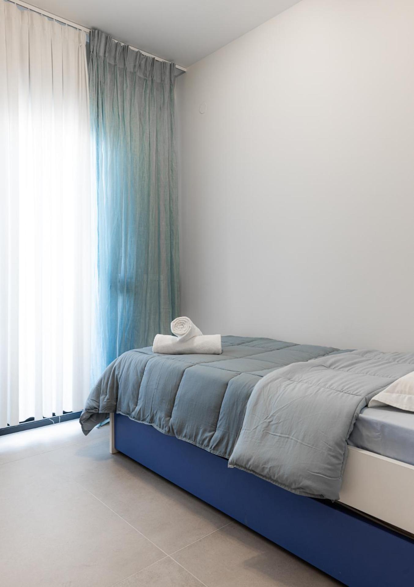 Cozy Apartment In Kalamaria, Salonicco Esterno foto