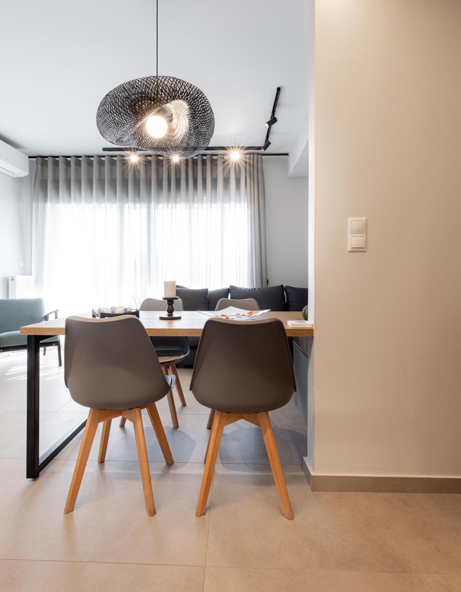 Cozy Apartment In Kalamaria, Salonicco Esterno foto