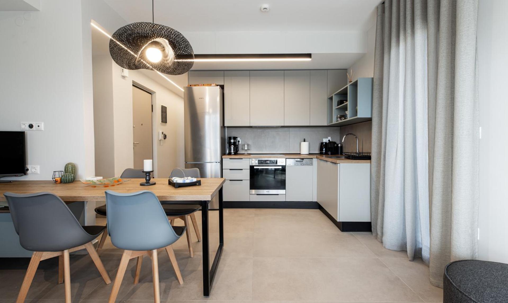 Cozy Apartment In Kalamaria, Salonicco Esterno foto